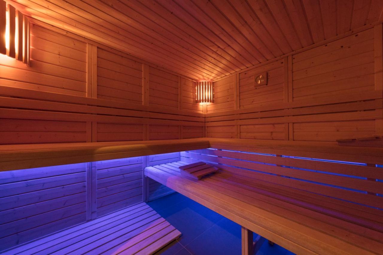 Ily Hotels & Spa La Rosiere Montvalezan ภายนอก รูปภาพ