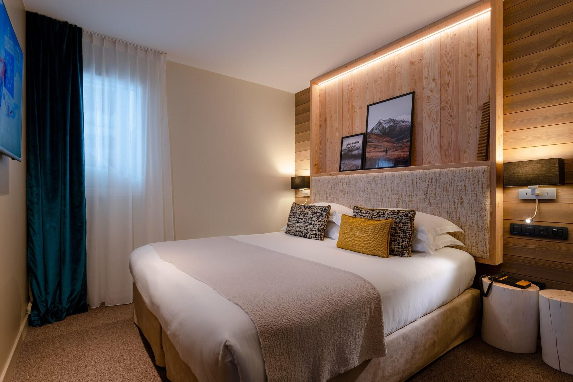 Ily Hotels & Spa La Rosiere Montvalezan ภายนอก รูปภาพ