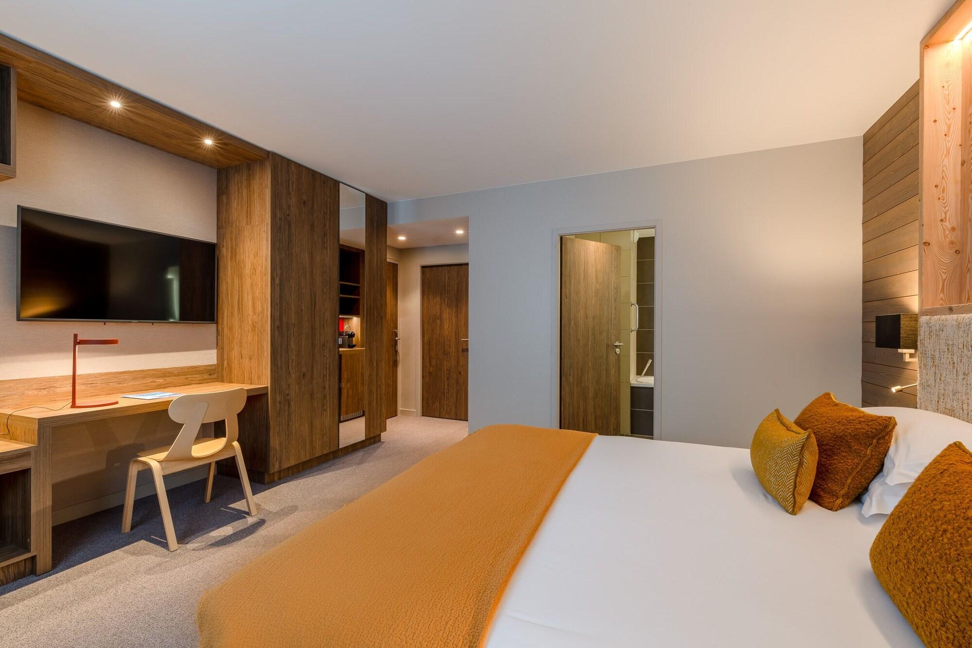 Ily Hotels & Spa La Rosiere Montvalezan ภายนอก รูปภาพ