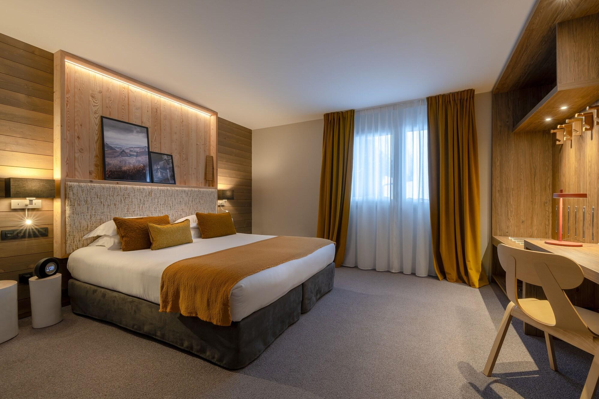 Ily Hotels & Spa La Rosiere Montvalezan ภายนอก รูปภาพ