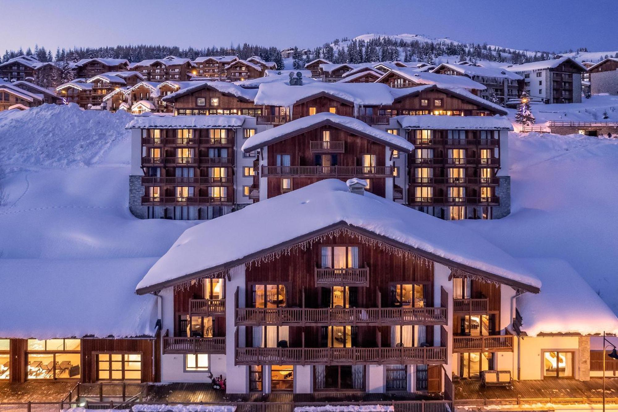 Ily Hotels & Spa La Rosiere Montvalezan ภายนอก รูปภาพ